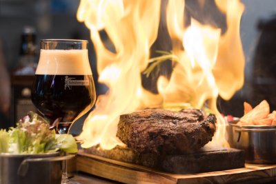 Dit bier tilt je steak naar een hoger niveau